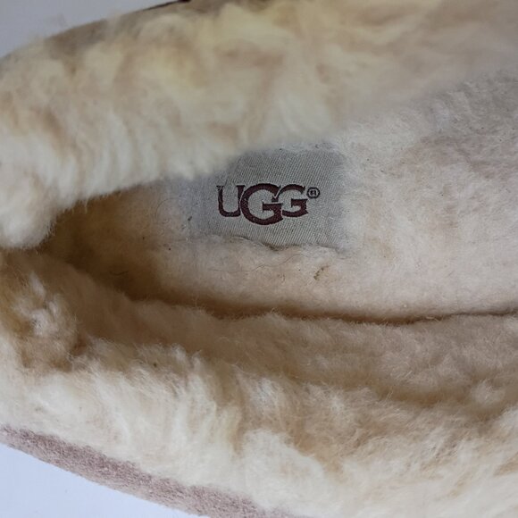 UGG Dakota Pom Pom Slipper Pink Size 10 - Picture 8 of 9